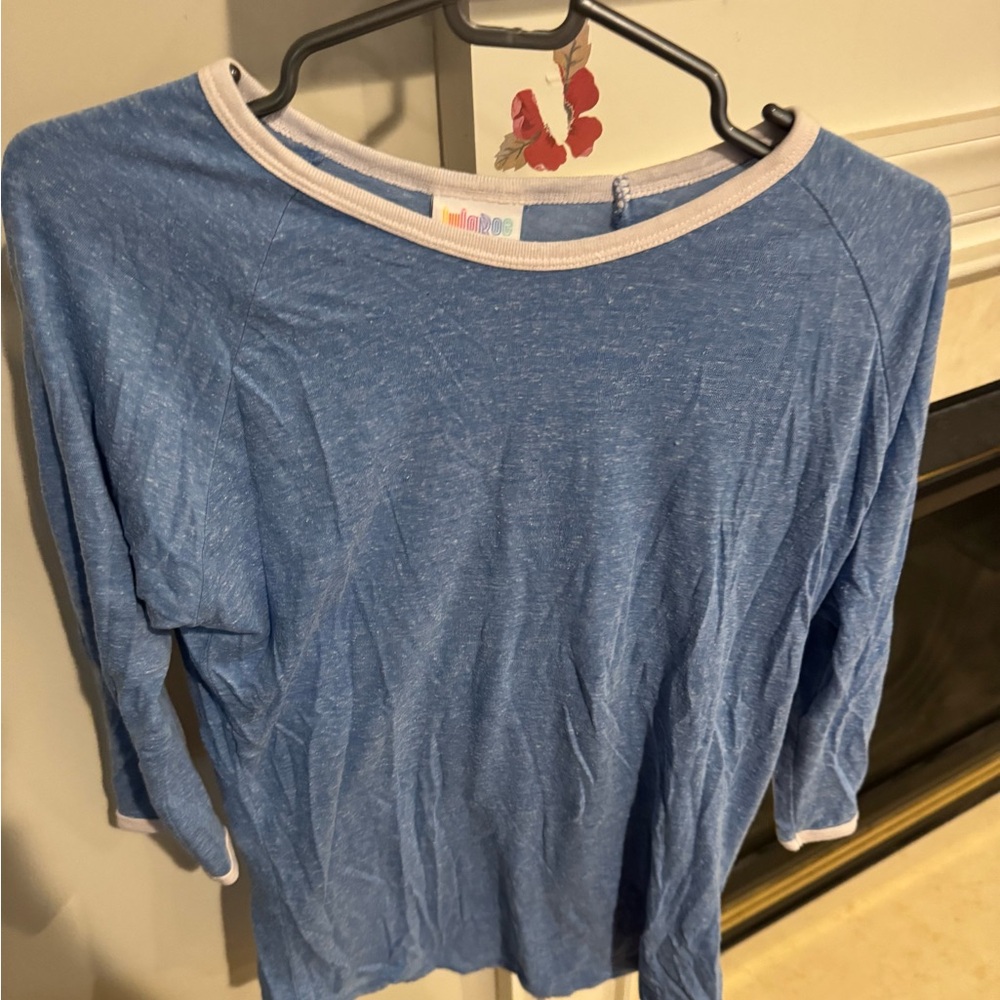 Lularoe women's Randy tshirt, blue, small
